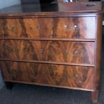 189 3074 CHEST OF DRAWERS